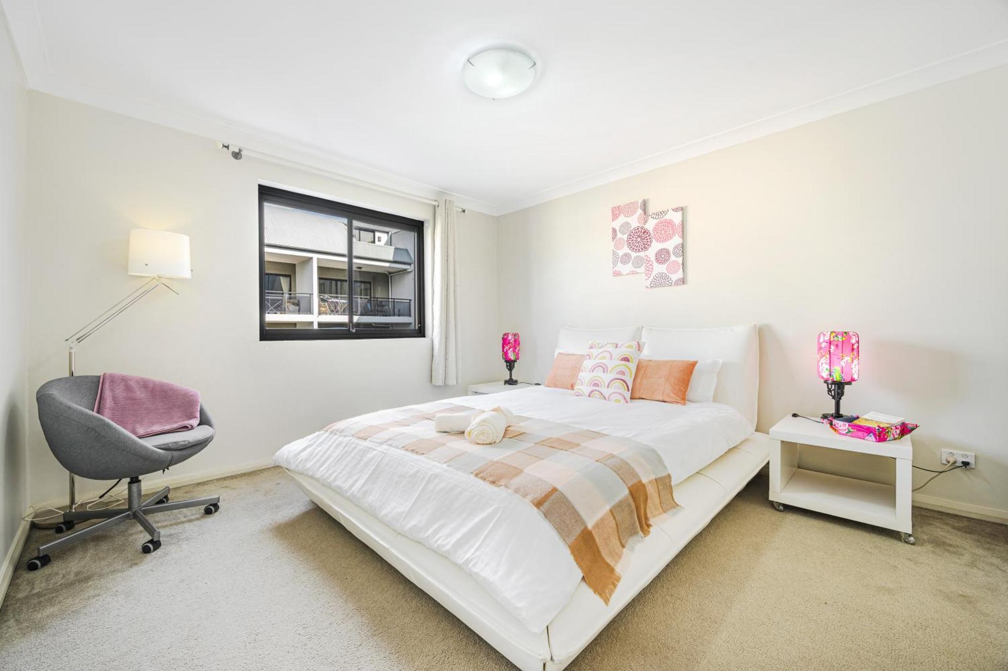 Alexandria To Park Shop Apartment